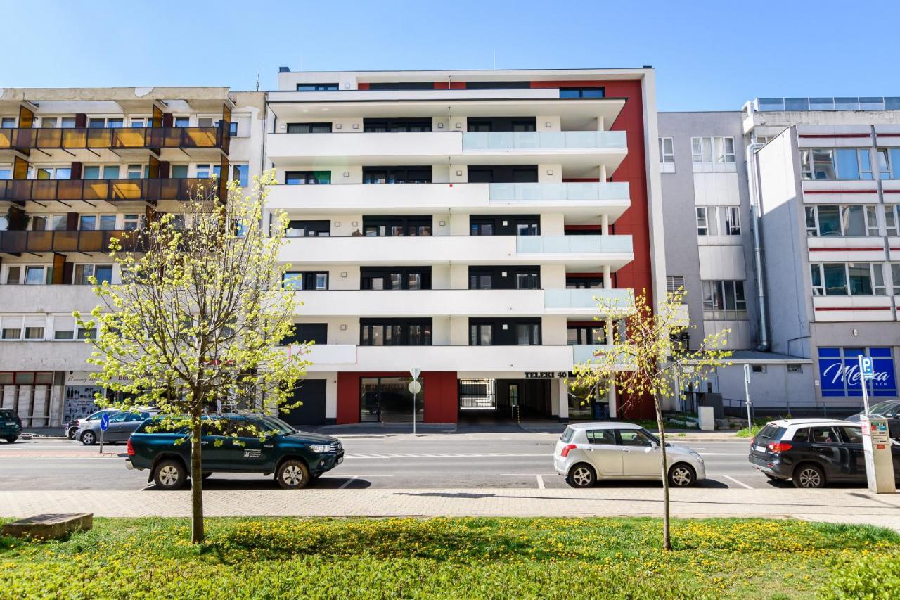 Teleki40 Apartman Gyor Central, Free Parking, Terrace Eksteriør bilde